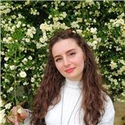 Laureata magistrale offre ripetizioni di Storia, Italiano, Geografia, Psicologia, Sociologia, Antropologia, Diritto, Inglese